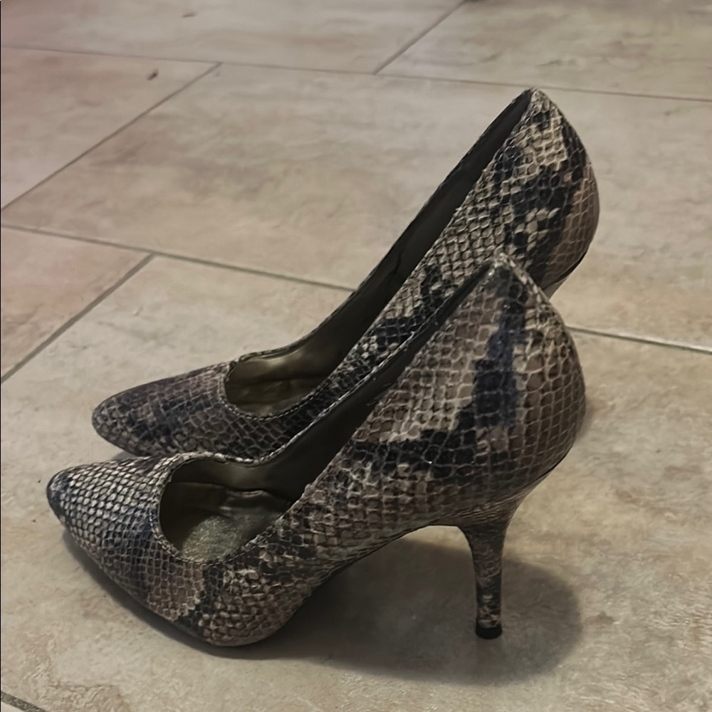 Mossimo Snake Print Black Heels
